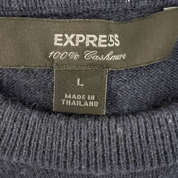Express Men’s Large 100% Cashmere Navy Blue Crew Neck Sweater Classic Preppy - Picture 4 of 5